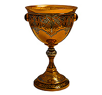 Кубок малый с кабошонами красного кварца