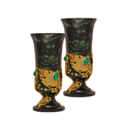 Вазы декоративные из змеевика