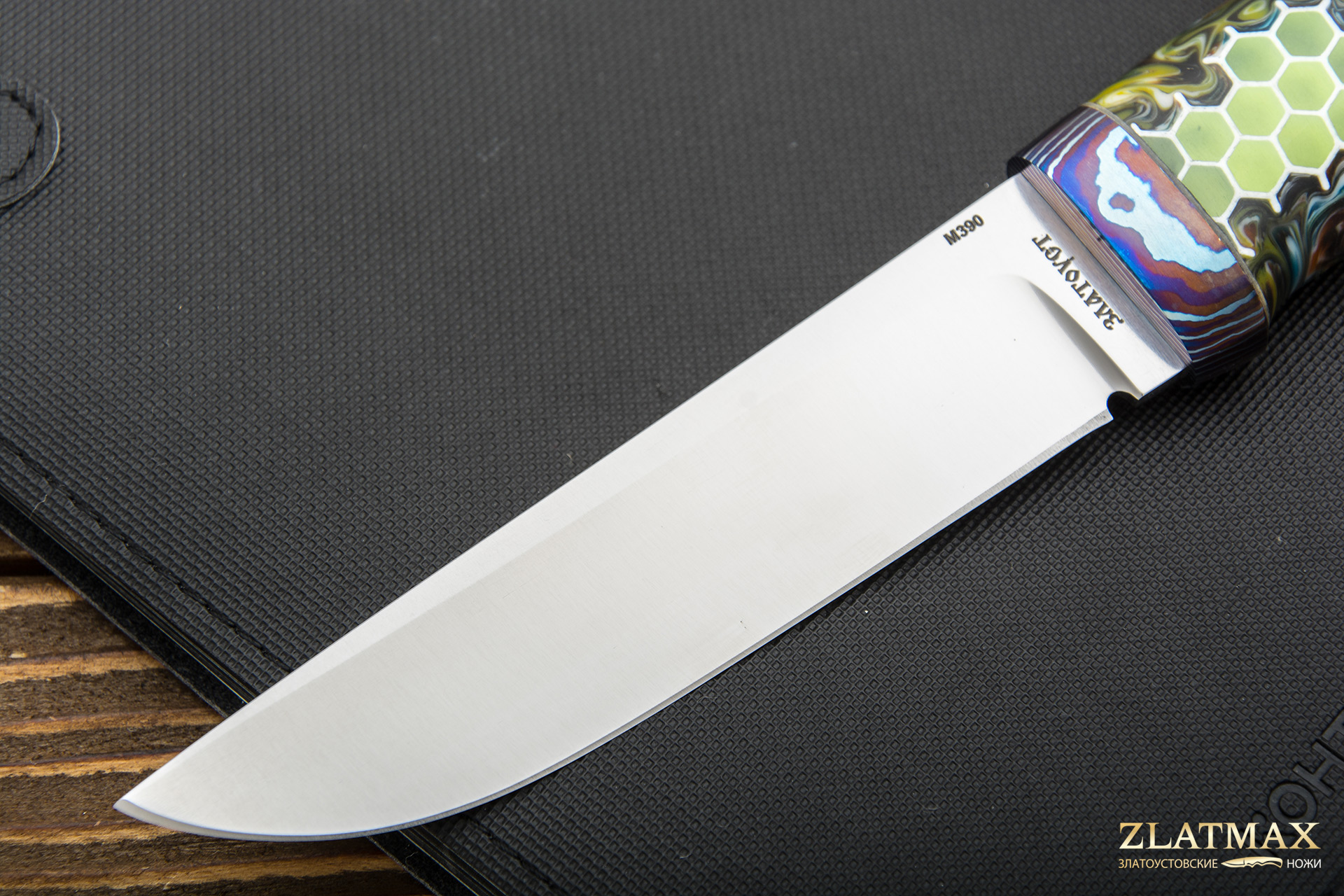 Нож Следопыт композит (М390, Композит люминесцентный, ZlaTi)