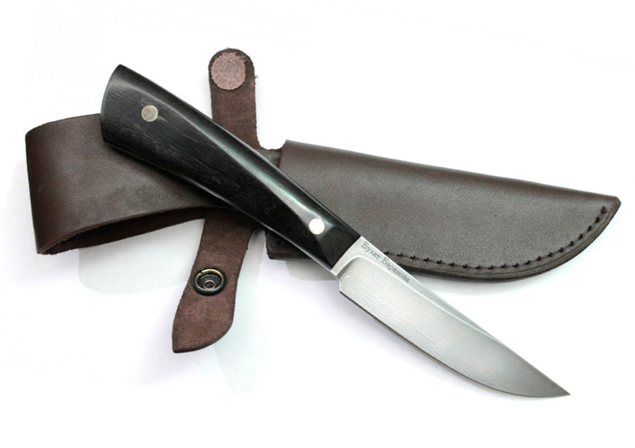Нож R002 (Литой булат, Накладки граб)