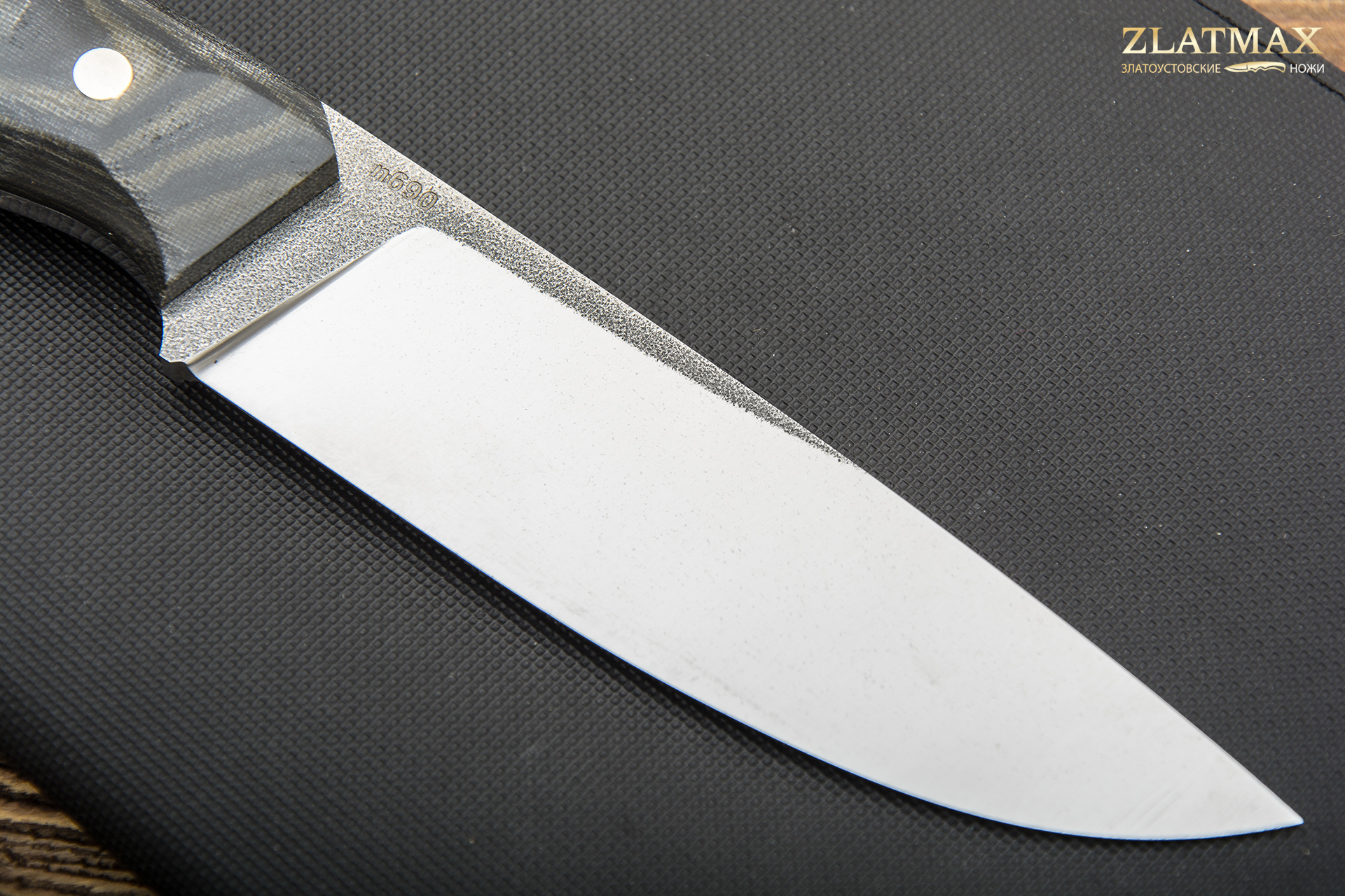 Нож Корсар (N690, Накладки микарта)