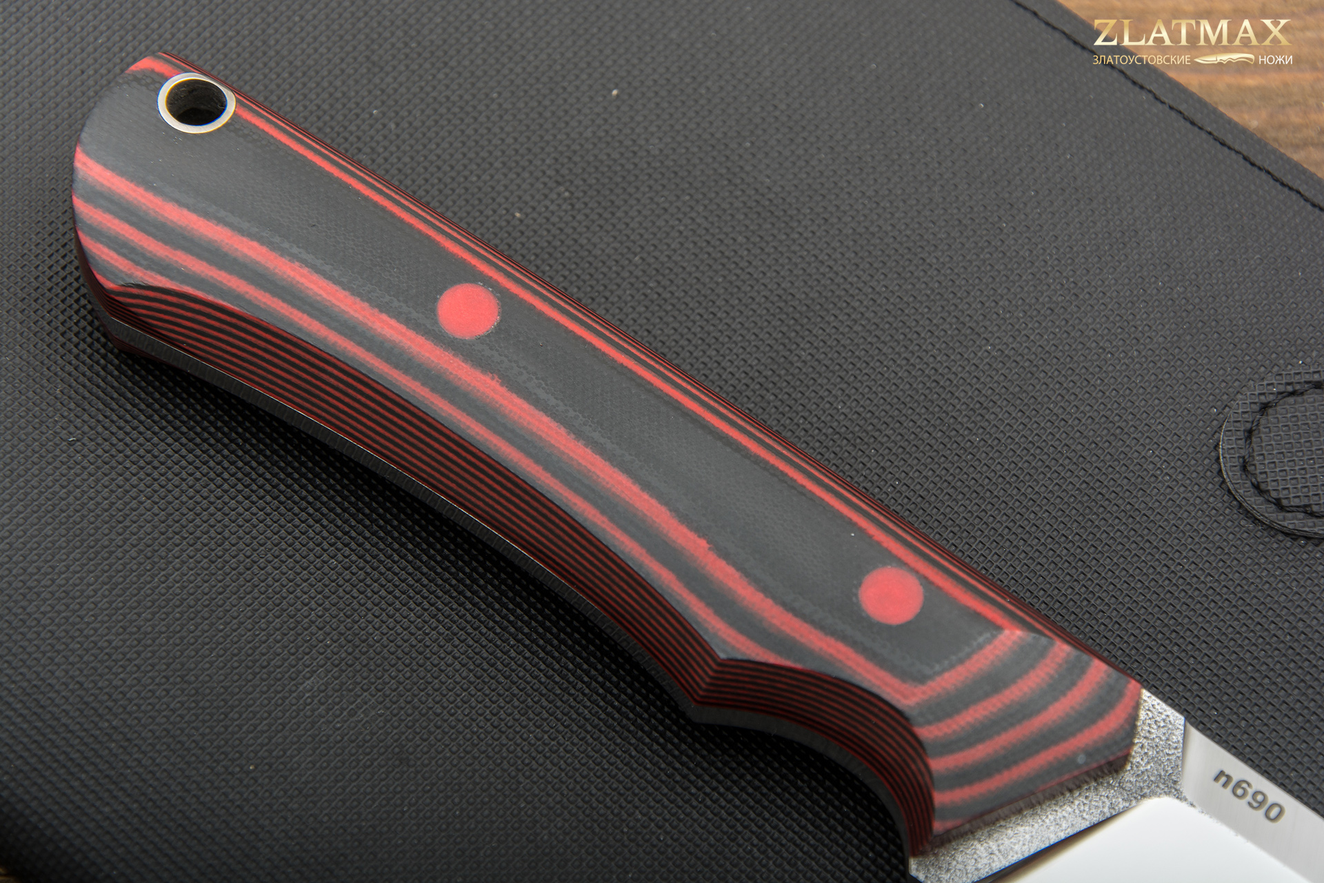 Нож Егерь (N690, Накладки микарта черно-красная)
