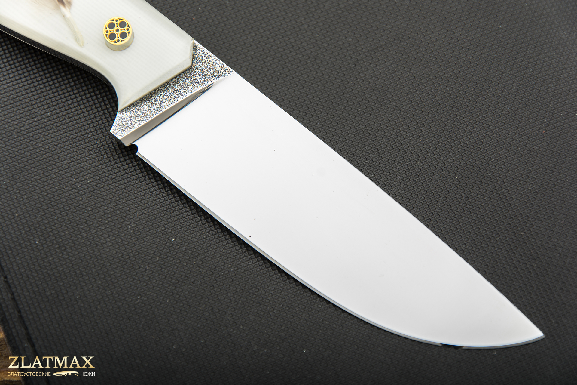 Нож Ривер М (N690, Накладки композит «Перо», Полировка клинка)