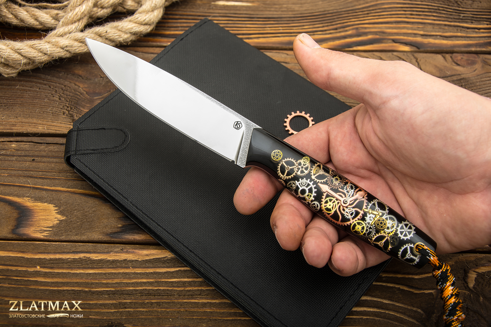 Нож Стинг с формованными ножнами (N690, Накладки композит, Полировка клинка)