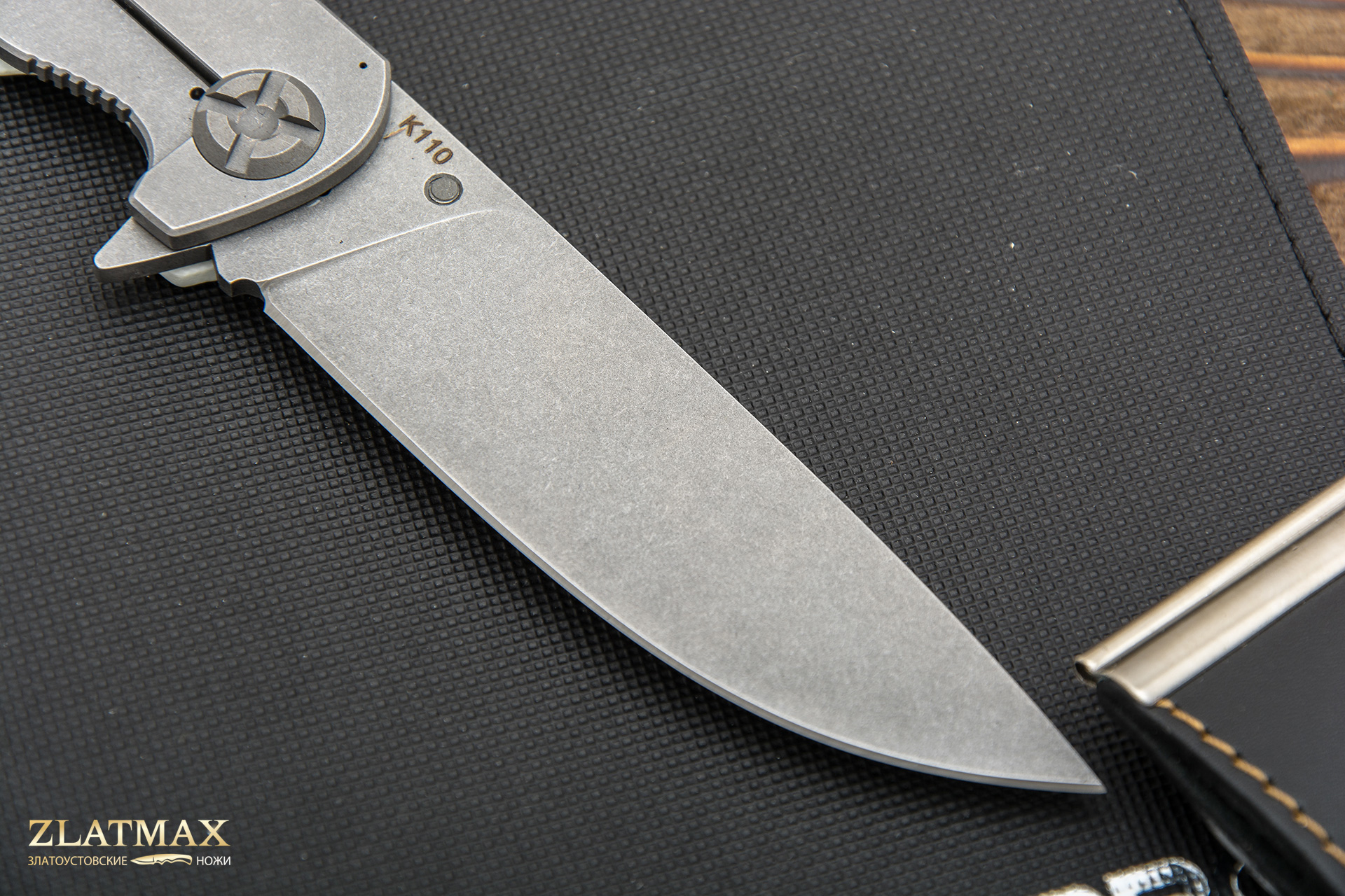 Нож Складной Чиж (K110 Böhler, Накладки G10 Белый, Обработка клинка Stonewash)