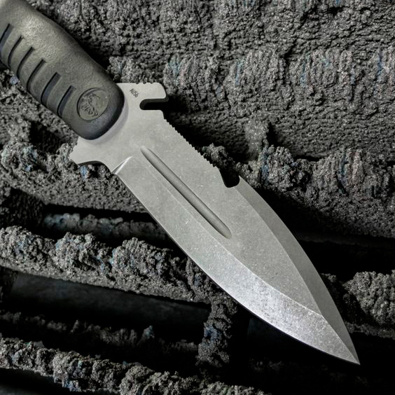Тактический нож «Акула» (AUS6, Резина)
