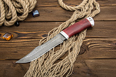 Нож Акела (Дамаск ZDI-1016, Стабилизированный бук красный, Алюминий)