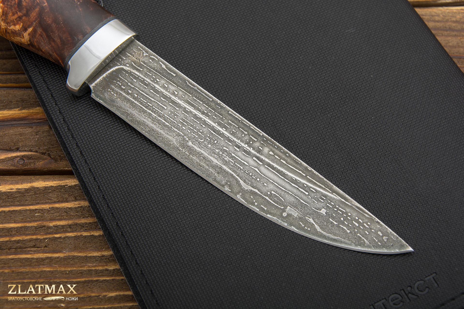 Нож Лесной (Литой булат, Стабилизированная карельская береза, Алюминий)