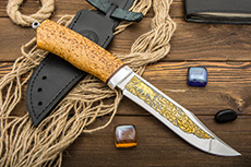 Нож Акела (95Х18, Карельская берёза, Алюминий, Золочение рисунка на клинке)