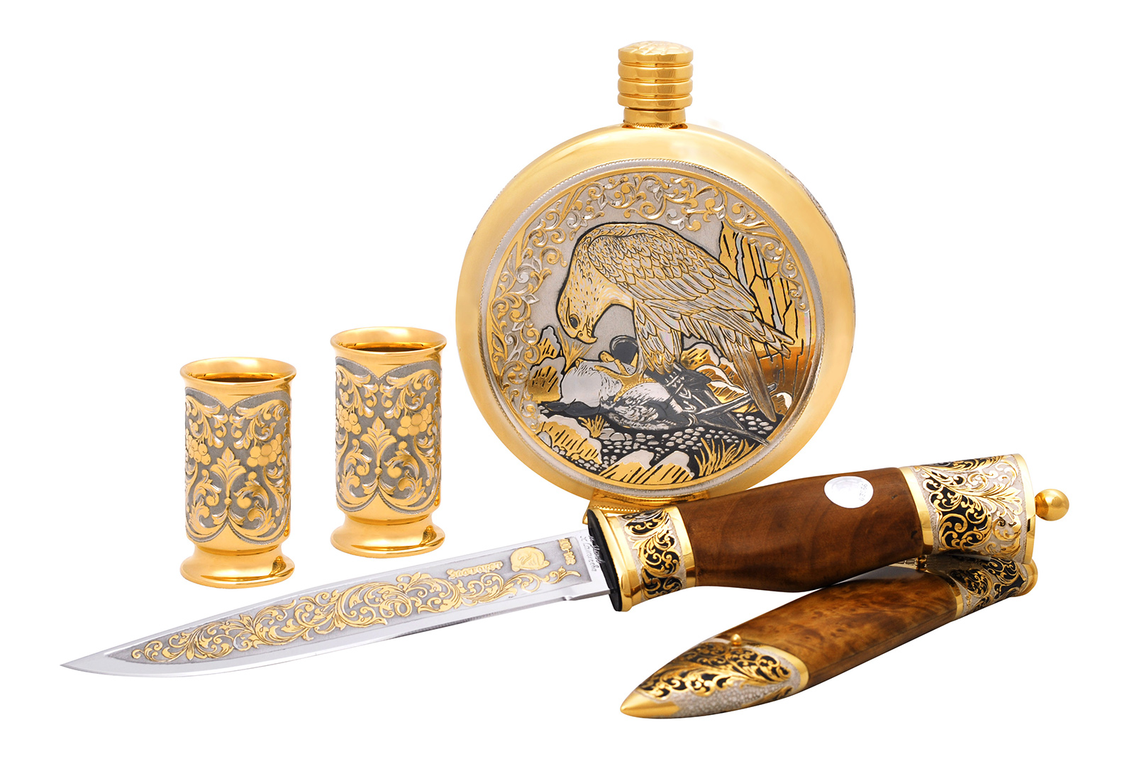 Набор «Разведчик» (нож, фляжка и стопки)