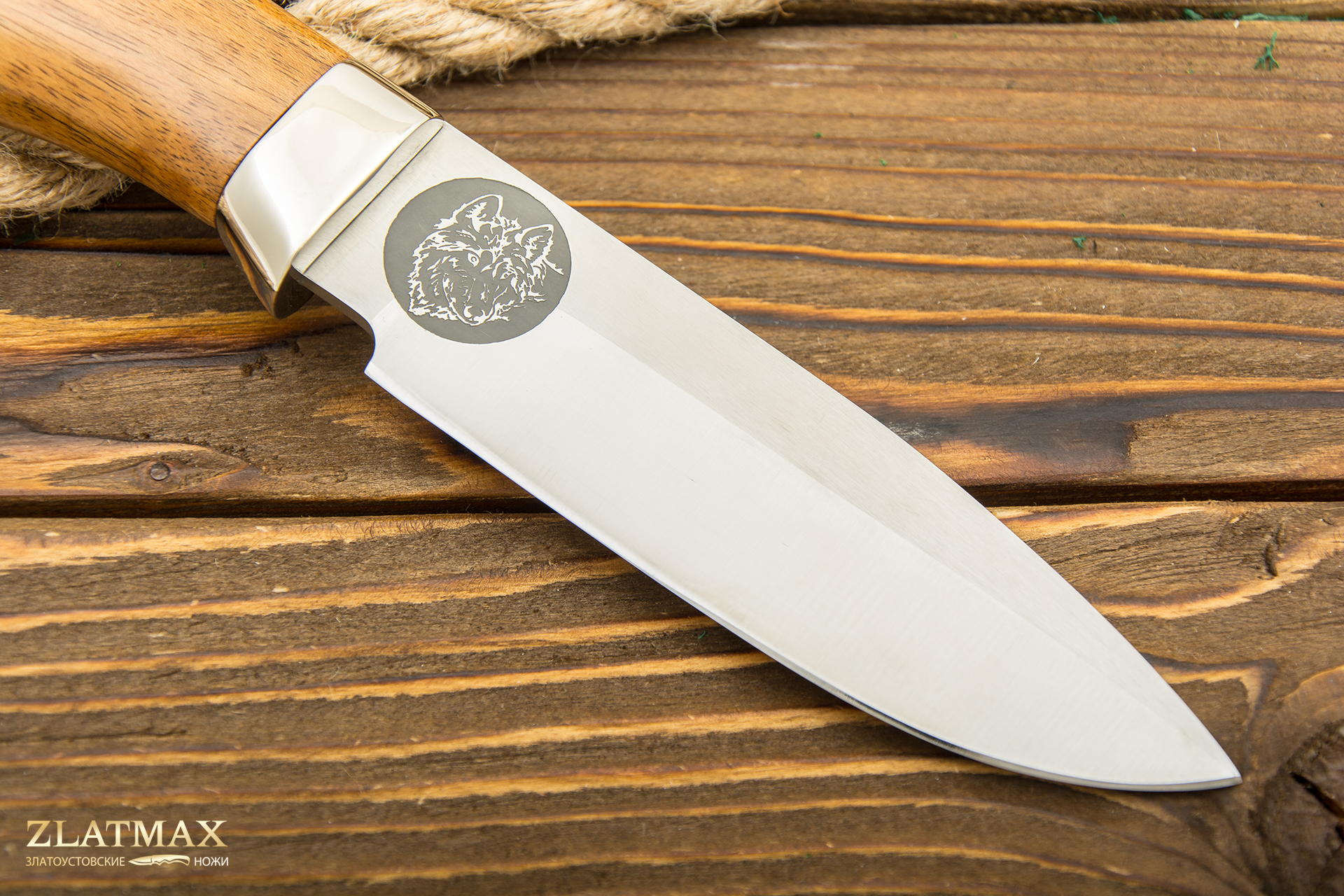 Нож Бизон (100Х13М, Орех, Металлический)