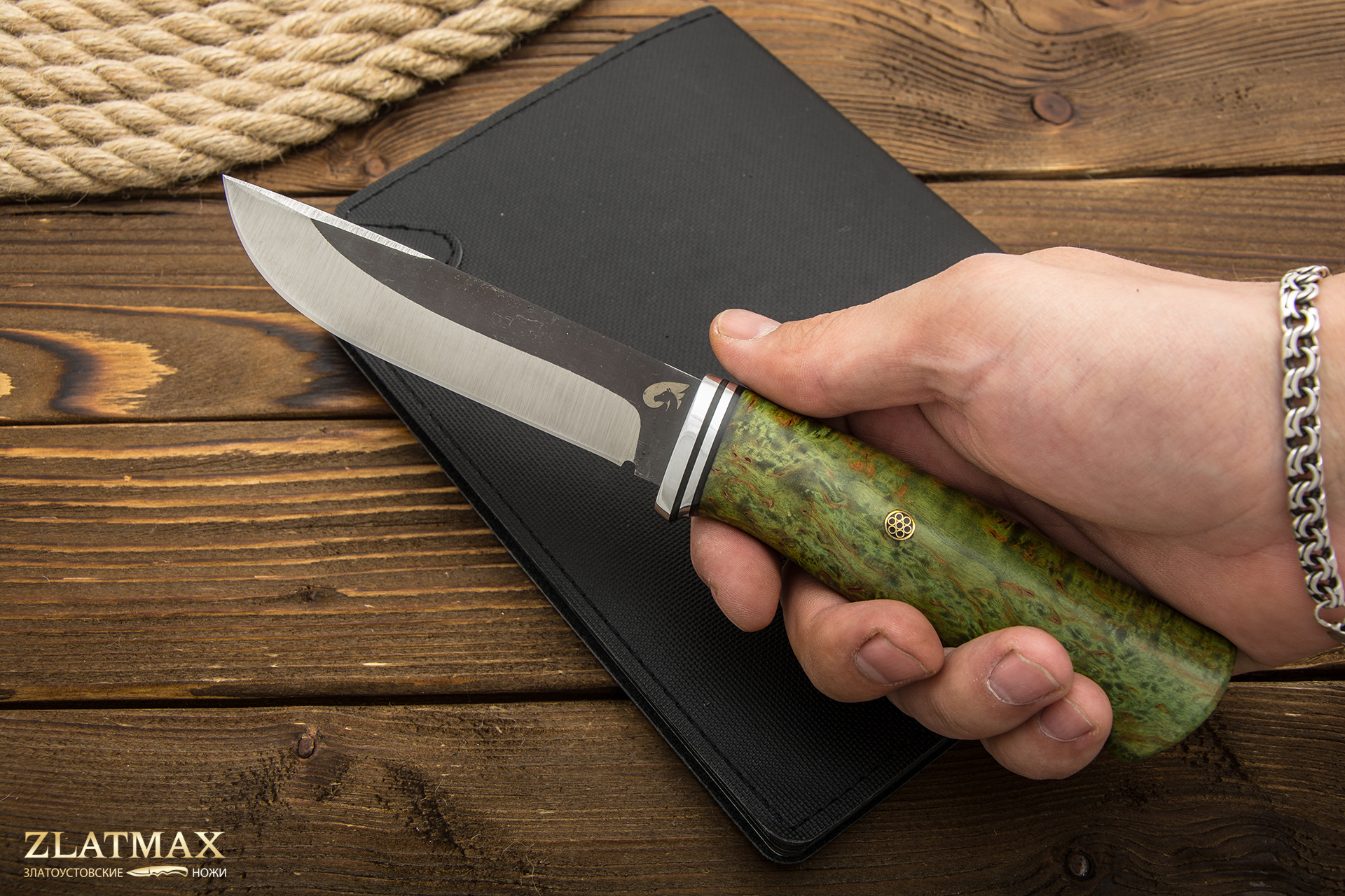 Нож Вукху (Х12МФ, Стабилизированная карельская береза зеленая, Алюминий, Сатинирование клинка)