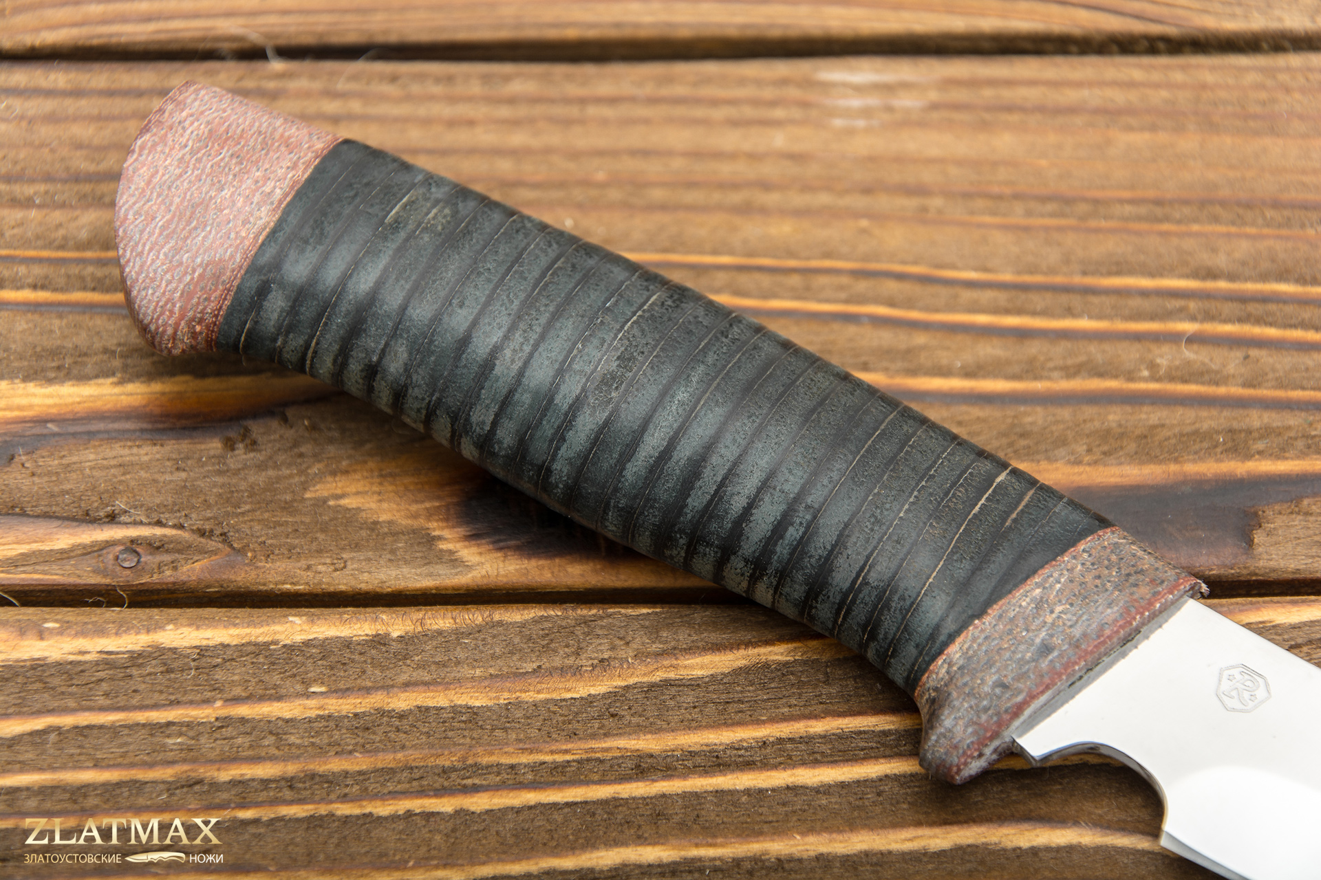 Нож Феникс с долами (40Х10С2М, Наборная кожа, Текстолит)