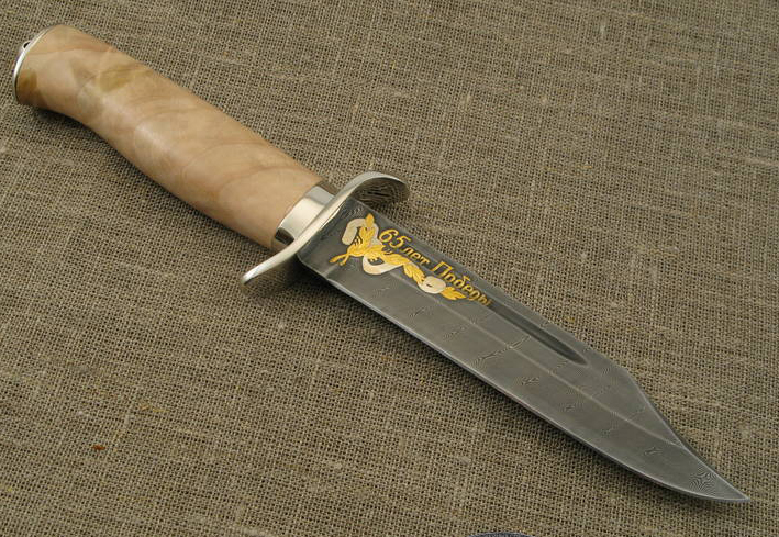 Нож Н19 (Дамаск У10А-7ХНМ, Берёзовый кап, Алюминий, Золочение клинка) фото-01